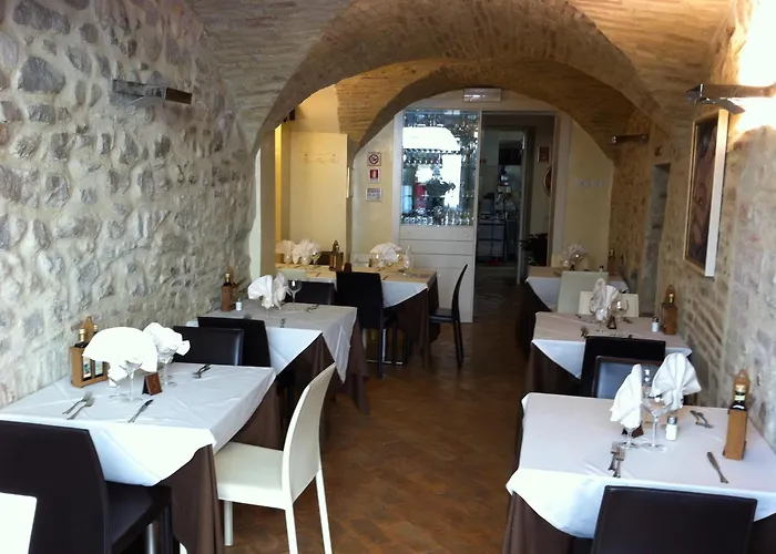 Hotel Oro Rosso Ristorante Montefalco